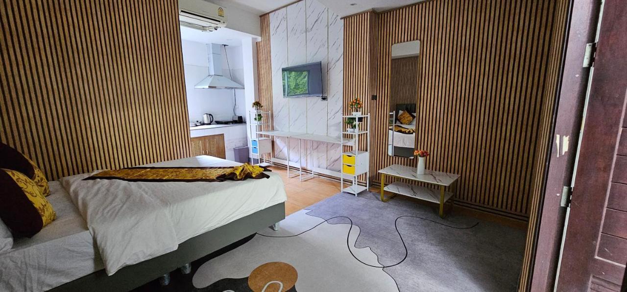 Xcess Residence Pattaya Bagian luar foto