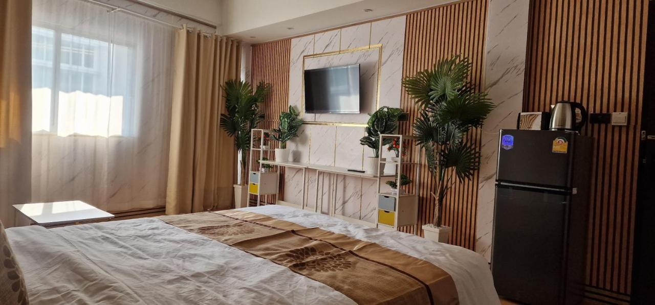 Xcess Residence Pattaya Bagian luar foto