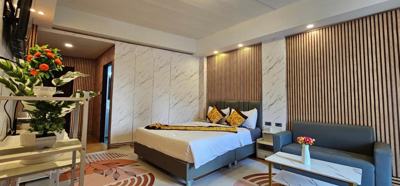 Xcess Residence Pattaya Bagian luar foto