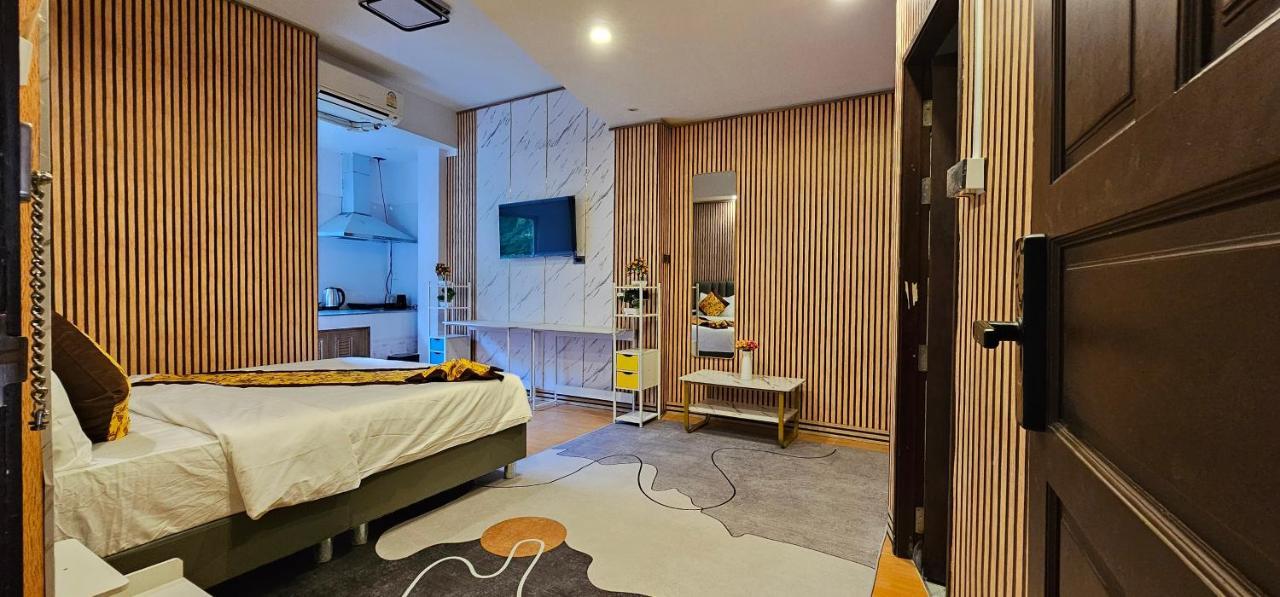 Xcess Residence Pattaya Bagian luar foto