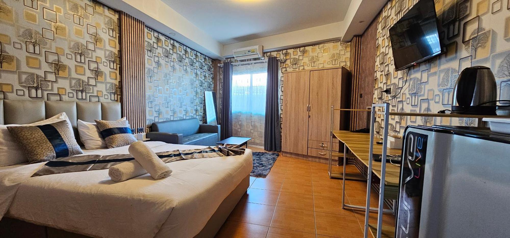 Xcess Residence Pattaya Bagian luar foto